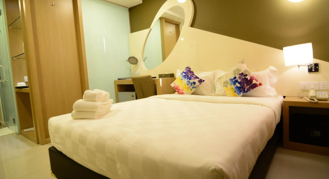 Mornington Hotel Sitiawan, Book Hotel Hotels in Sitiawan with Parking, Parking