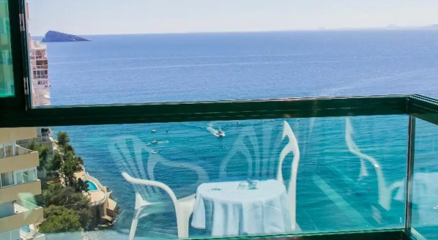 Номер Standard с балконом KAKTUS Hotel Benikaktus