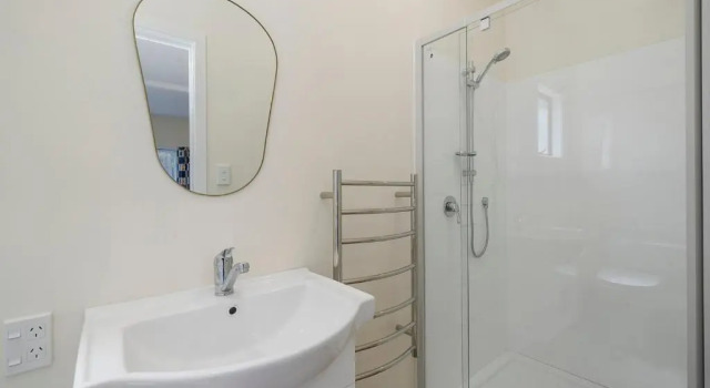 Searenity - Waikanae Beach Holiday Home