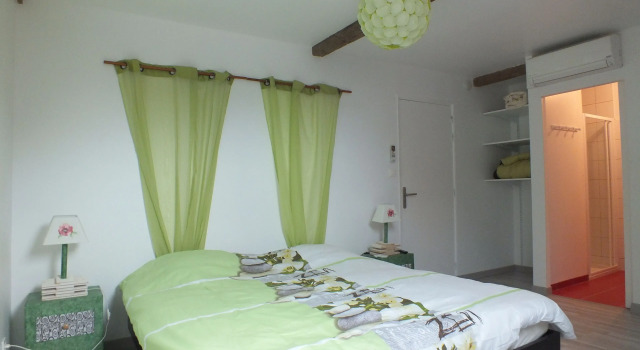 Chambre d'Hôtes - La Rigaudière, Rezerwuj Hotel  