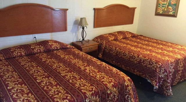 Fairview Inn, Book Hotel Hoteller i Fairview med parkering, Parkering