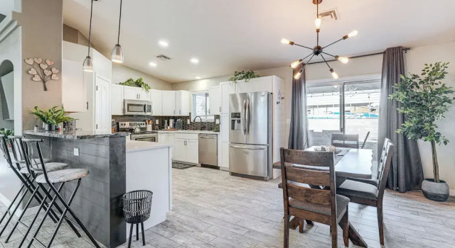 Коттедж 3 Mi to London Bridge: Home w/ Patio & Grill!