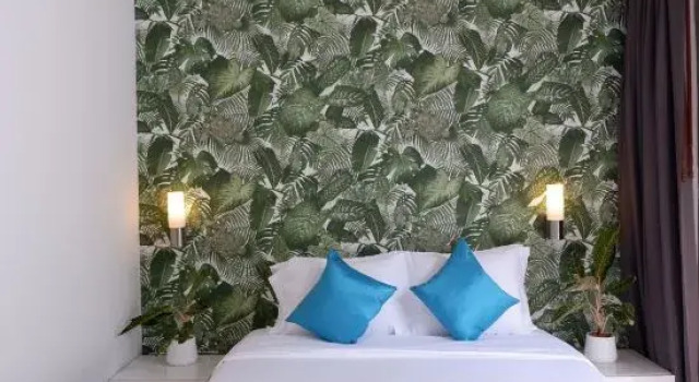 The Lush Apartments & Suites