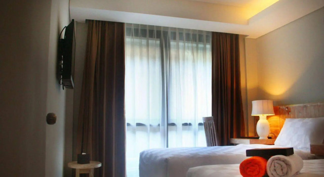 The Edelweiss Boutique Hotel Kuta, Забронировать Бутик-отель Кута Бадунг, рядом с Магазин сувениров Krisna