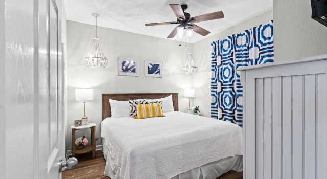 Номер Standard The Salty Dog on 30a: Modern Updates, 1 Minute to the Beach!
