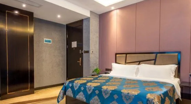Полулюкс Business Haomeiya Hotel (Guangzhou Zengcheng XiaJie Boulevard)