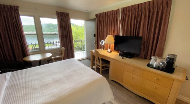 Двухместный номер Economy с видом на реку Motel Panoramique