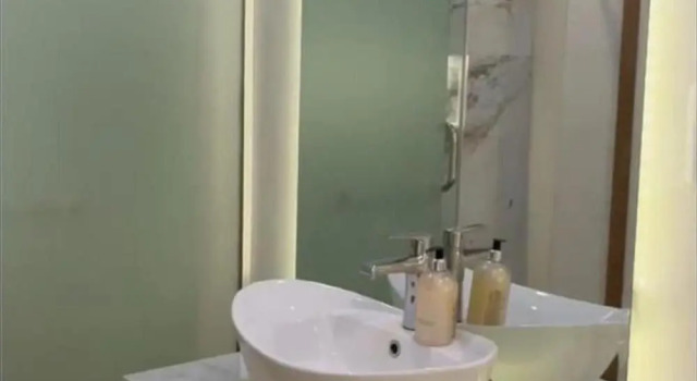 Апартаменты Sleeps 4 With Pool Access