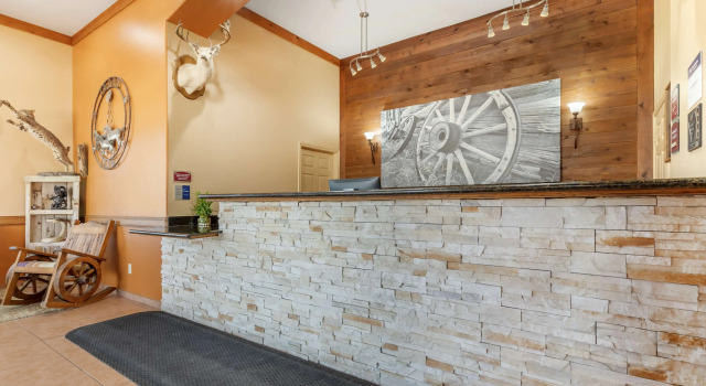 Best Western Windwood Inn & Suites, Buchen Sie Hotel Freer Texas