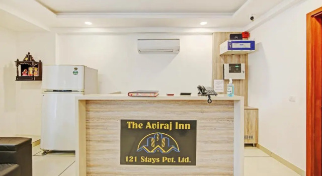 Treebo Aviraj Inn, Забронировать Отель Нойда штат Уттар-Прадеш