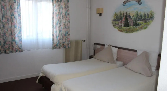 Двухместный номер Classic Logis Hôtel Restaurant Panorama