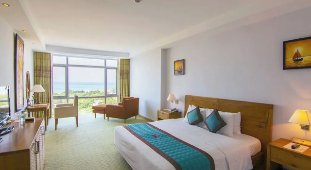 Номер Deluxe c 1 комнатой с видом на город Petro Hotel