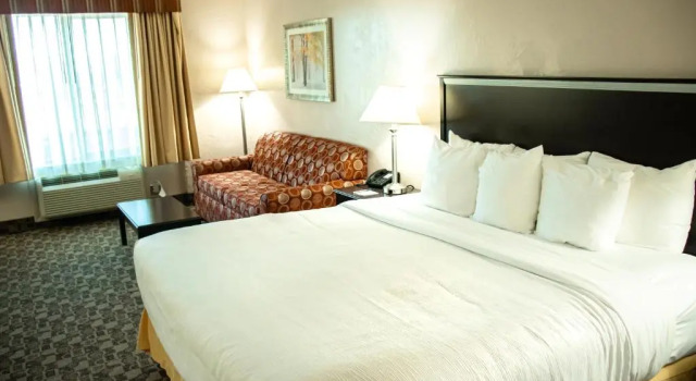 Номер Standard Quality Inn