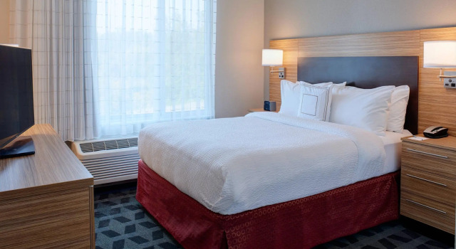 Двухместный люкс c 1 комнатой TownePlace Suites by Marriott Cleveland Solon
