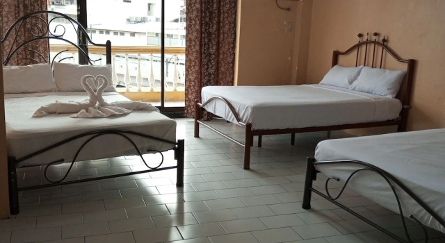 Трёхместный номер Economy Hotel Dorado