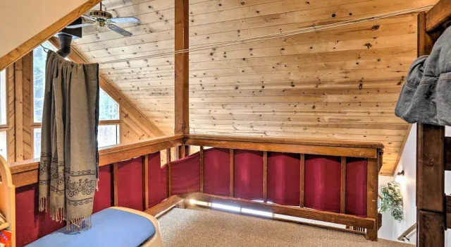 Truckee Winter Escape 6 Mi to Ski Slopes!