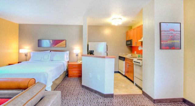 TownePlace Suites by Marriott Raleigh Cary-Weston Parkway, Book Hotel Cary Raleigh-Durham Metropolitan Area