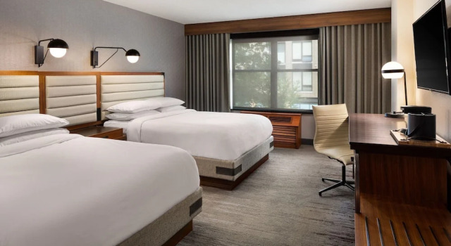 Четырёхместный клубный номер Standard Renaissance Minneapolis Hotel, The Depot