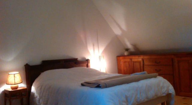 Ecogite La Maison Bleue, Réserver Hôtel Maleville Aveyron