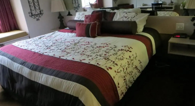 Двухместный номер Standard Patti's Inn & Suites