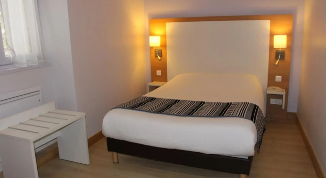 Inter-Hotel Continental, Rezervasyon Otel Poitiers 