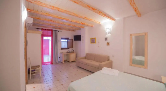 Полулюкс Olbia Domus Inn