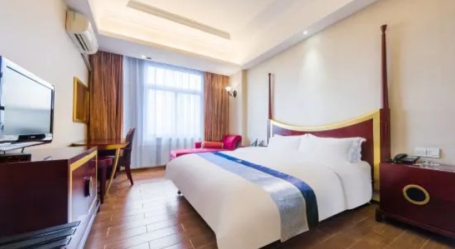 Люкс Huayi Hotel