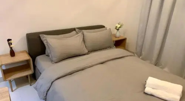 Montrell by Azizi - 5 mins from the Festival Plaza Mall and 12 mins from Dubai Marina, Забронировать Отель Отели Дубая с бассейном, Бассейн