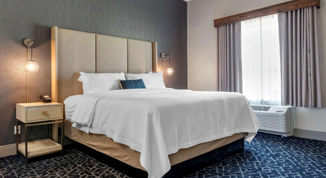 Двухместный номер Standard Lyric Hotel West End, Trademark Collection by Wyndham