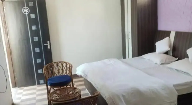 Shrivari SK Home Stay, Rezervovat Hotel Nainital Uttarakhand