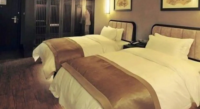 Chengdu Rongtou Hotel