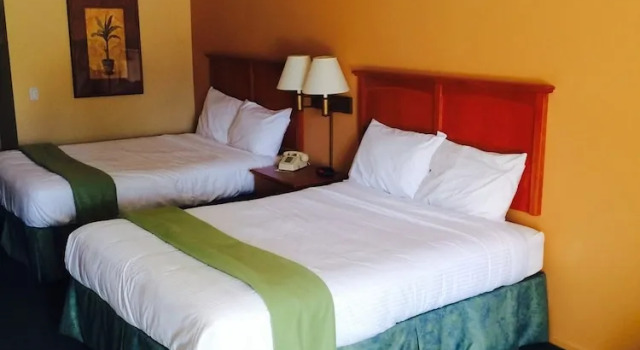 Номер Deluxe с видом на бассейн Miracle Springs Resort and Spa