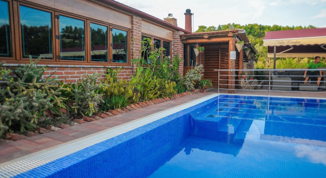 Апартаменты Дуплекс c 1 комнатой с балконом Golden Coast Villa Caska