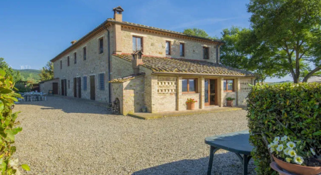 Tenuta La Casetta, Buchen Sie Hotel Lari Toskana