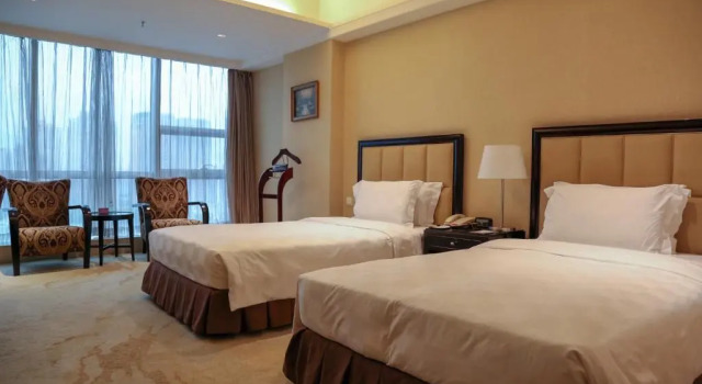 Двухместный номер Superior с видом на город Oriental Ginza Hotel Shenzhen