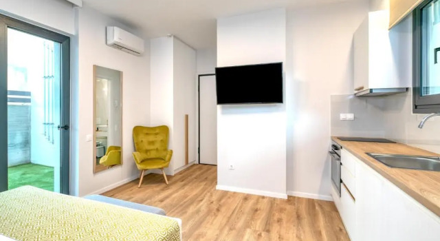Suite junior δ193