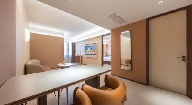 Люкс Orange Hotel Wuhan Huangxiaohe Road Zhuyeshan Subway Station Branch