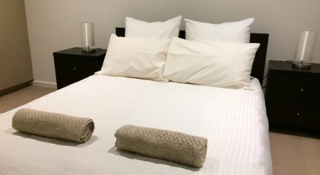 Апартаменты с 2 комнатами с балконом Tashas Apartments on Warwick