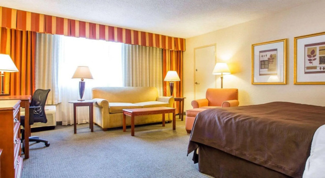 Люкс Budgetel Inn & Suites Atlanta