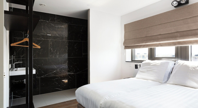 Апартаменты Chic Apartment for 8 With Seaview
