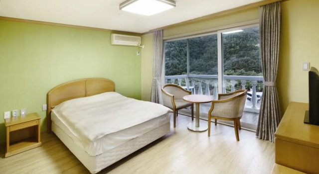 Hanwha Resort Jirisan, Prenota Resort Gurye-gun Sud Jeolla
