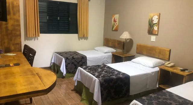 Трёхместный номер Deluxe Mariá Plaza Hotel