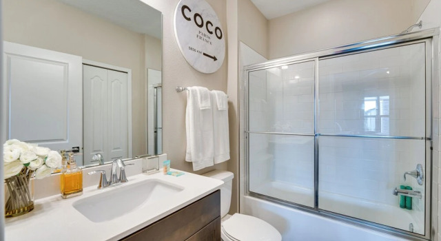 Вилла Upscale Davenport Home w/ Pool: 8 Mi to Disney!