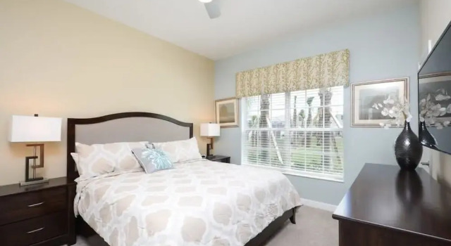 Charming 4bdr Townhome at Storey Lake Resort, Rezerwuj Ośrodek wypoczynkowy Kissimmee Kissimmee