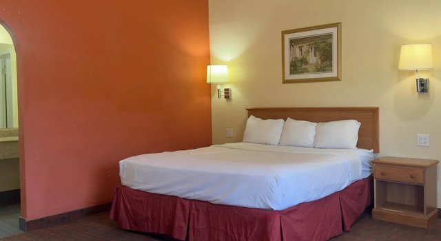 Номер Standard Travelodge by Wyndham Lubbock