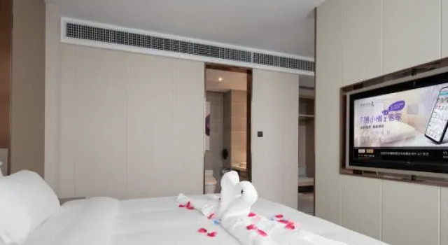 Люкс Deluxe Lavande Hotel (Zhuhai Qinglv North Road Tangjiawan Beach)