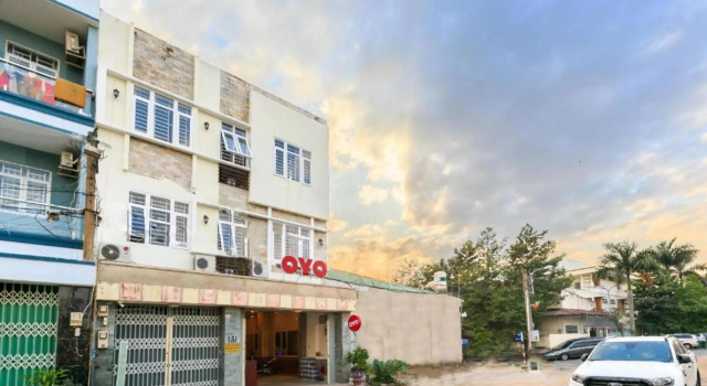 OYO 521 Hoang Anh Hotel