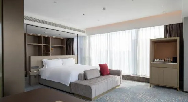 Двухместный люкс Deluxe Huaiyuan Changjiu International Hotel