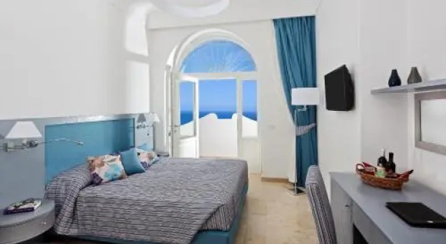 Capri Wine Hotel