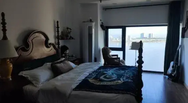 Люкс с 5 комнатами с видом на море OneZroOne homestay